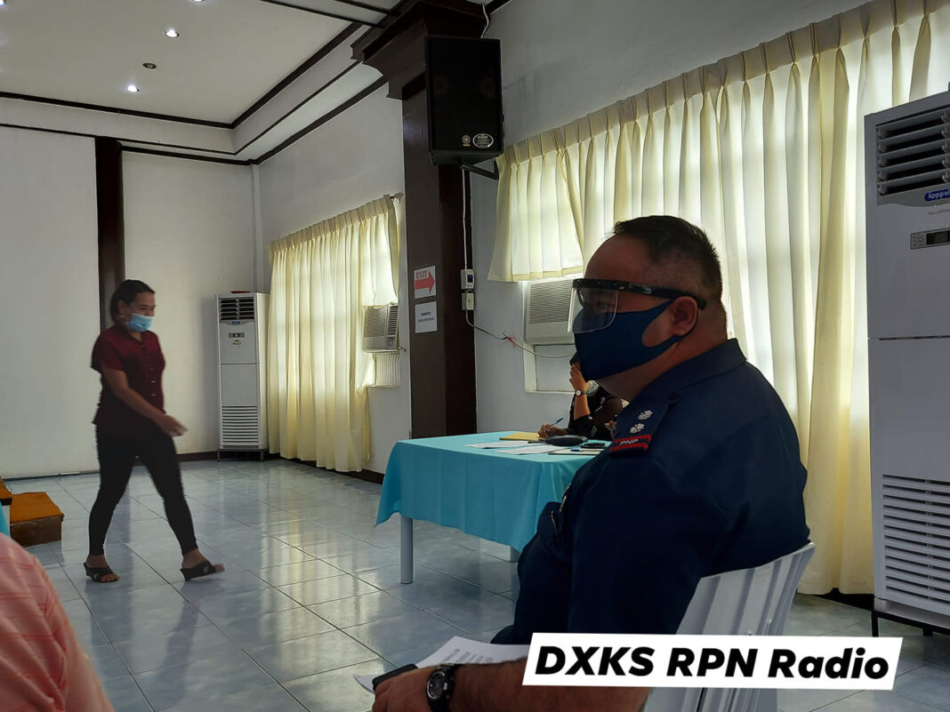 Aug 19 DXKS news-CITY CHIEF OF POLICE WAYA PAY NADAWAT NA ORDER NA PWEDE NA AN BACKRIDE BISAN WAYAY BARRIER BASTA IBAN SA BAYAY