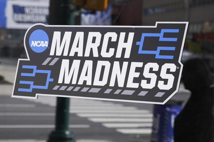 NCAA basketball players use biggest stage to send message