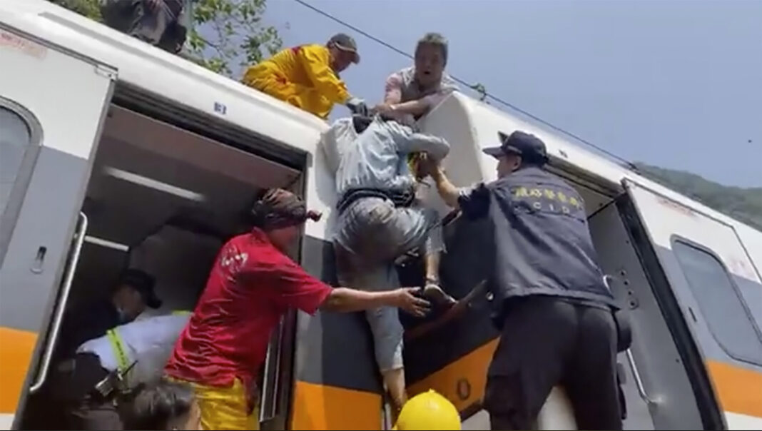 Train crashes in eastern Taiwan, killing 36, injuring dozens