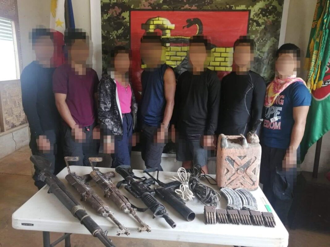 June 23 DXKS news-LIMANG MIYEMBRO NG NPA AT DALAWANG MILISYANG BAYAN SUMUKO