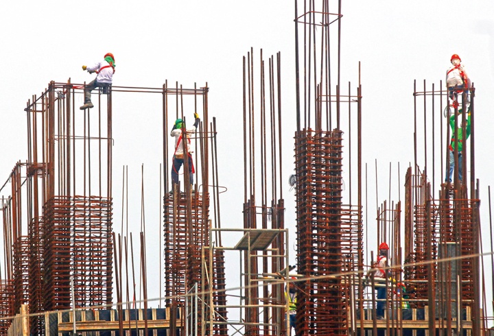 Better May jobs data: economy ‘on the mend’