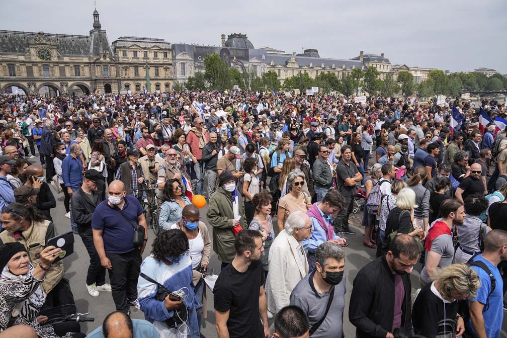 France: Thousands protest against vaccination, Covid-19 health passes