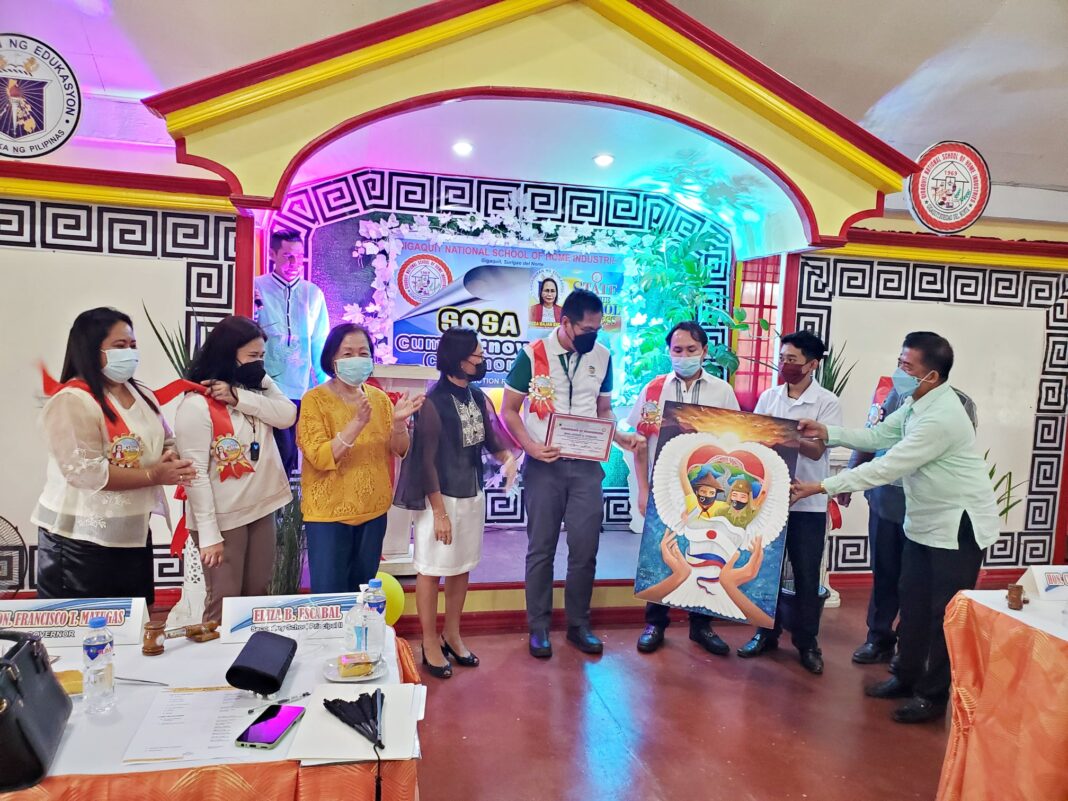 july 18 DXKS news-recognized as a valued stakeholder and partner of Gigaquit National School of Home Industries (GNSHI) 2