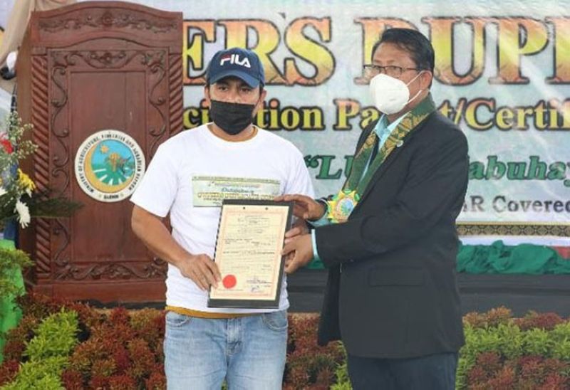 50 Maguindanao Farmers Receive Land Title