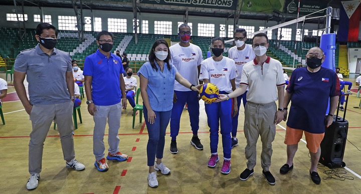 Cayetano breaks silence on Clark SEAG cauldron