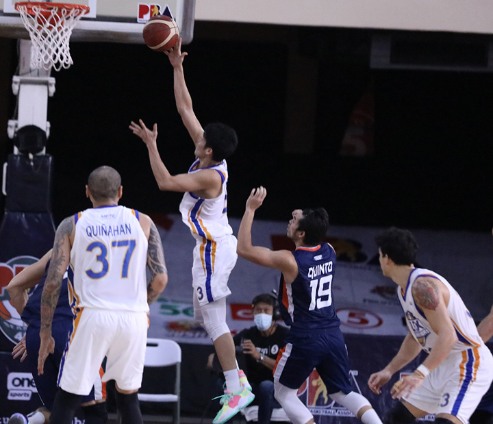 Oftana sinks clincher for NLEX