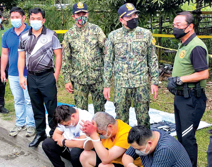 PNP hunt down cohorts of traffickers in ₧4