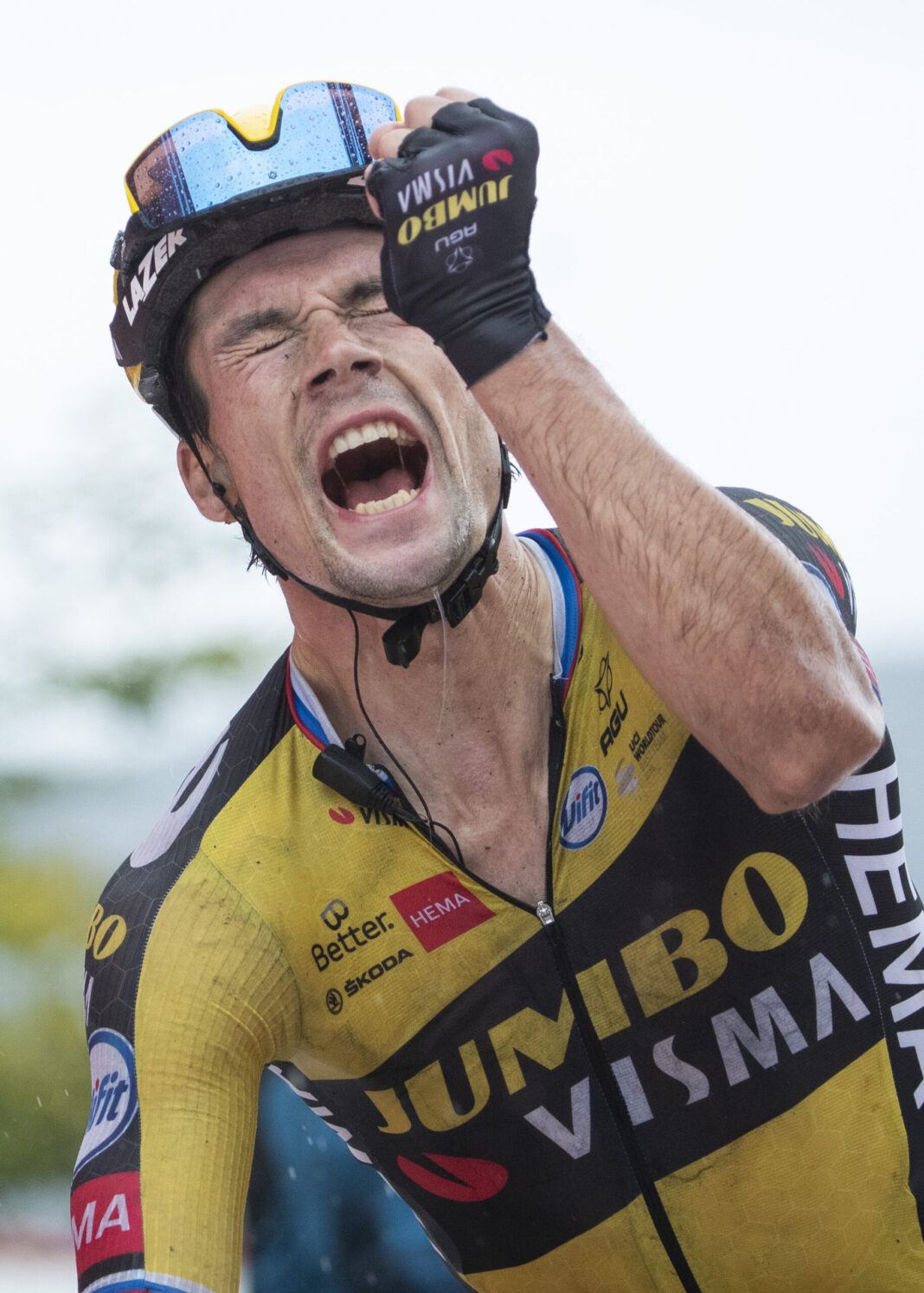 Roglic rules mountain stage, regains Vuelta overall lead