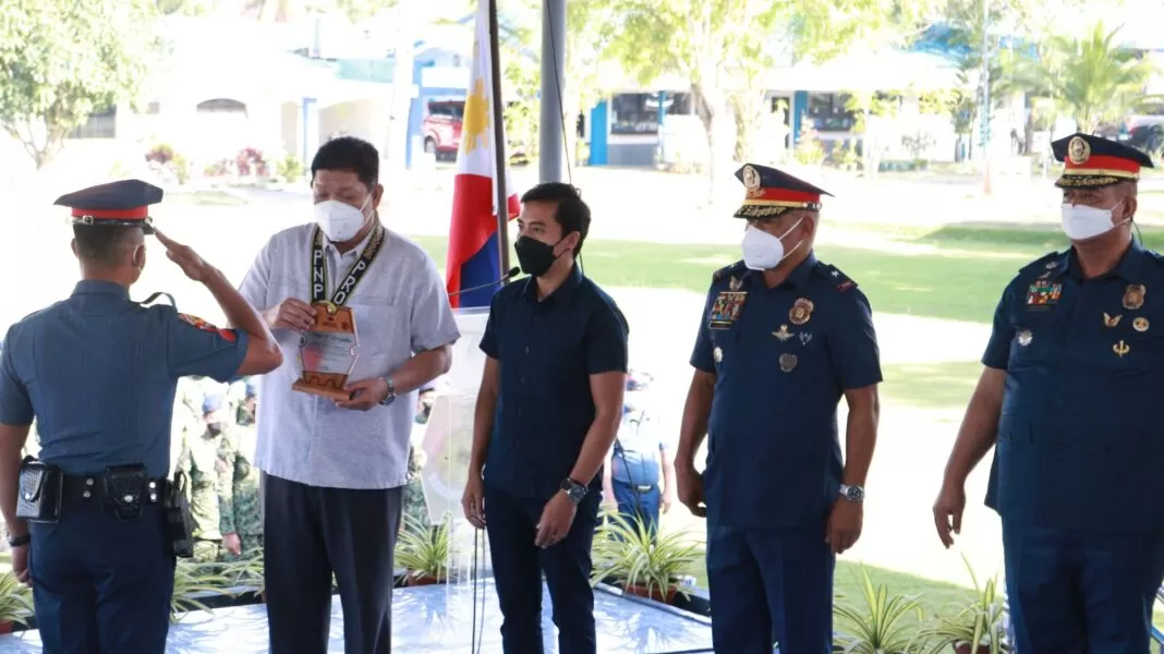 Aug 9 DXKS news-PRO13 culminates 27th Police Community Relations Month, honors units and individual awardees1