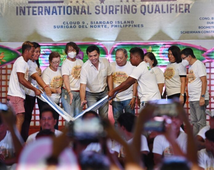 Mayor Sol's 1st National Surfing Competition