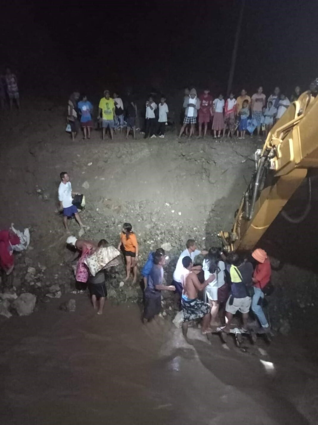 collapsed bridge-students stranded