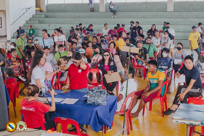 318 Household receive shelter assistance4