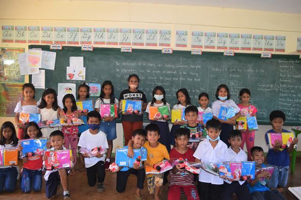 happy-students