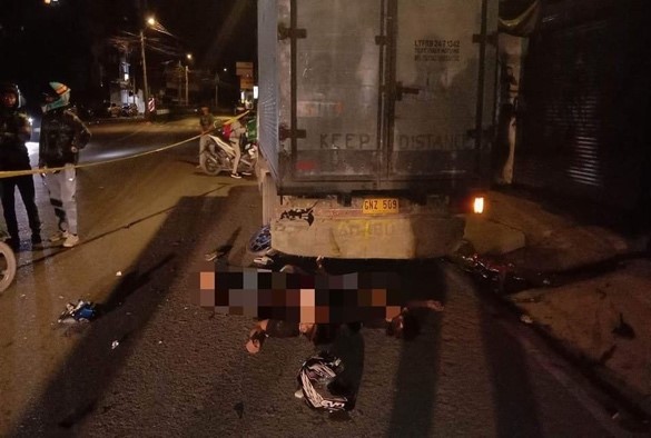 2 ka mga motorcycle rider, patay human mibangga sa truck