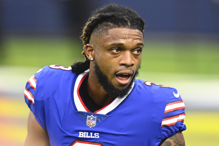 Bills’ Hamlin breathing on his own, joins team via video