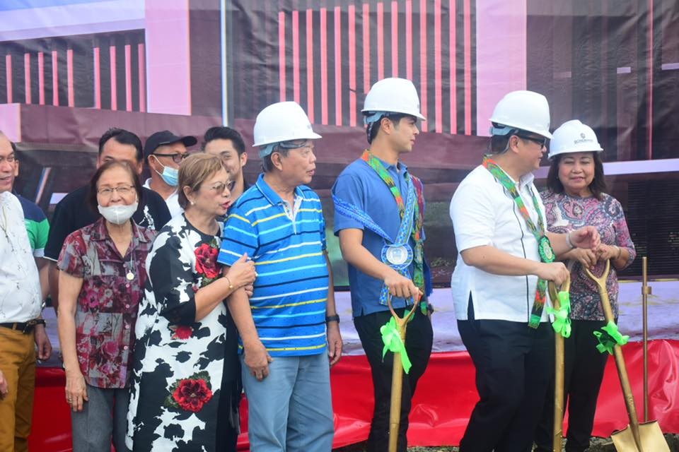 random photo of the officials for the groundbreaking ceremony
