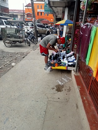 sidewalk vendors