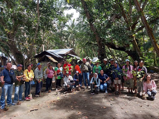 tree growing activity-PAFC-CENRO Manukan
