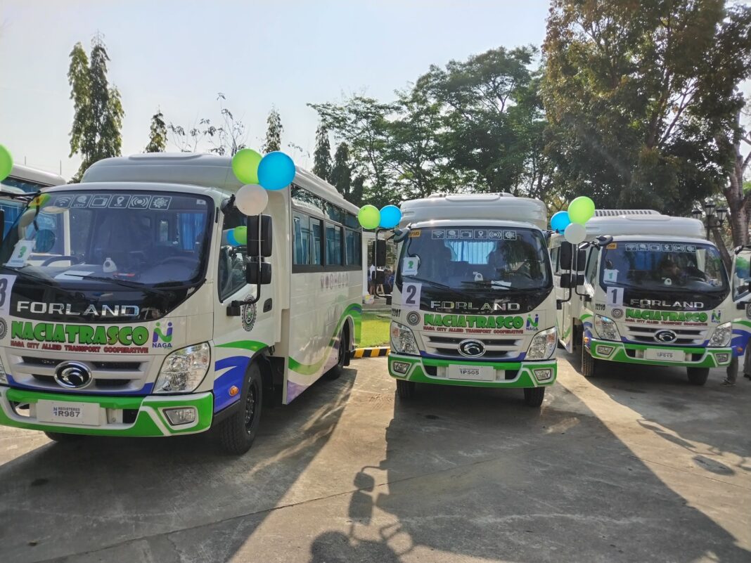 Modern PUVs Naga 2 Ilan sa mga modern PUVs sa Naga