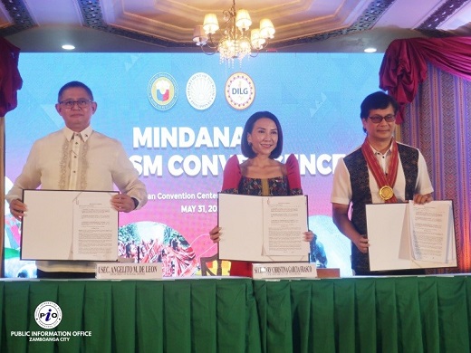 Tourism Secretary Christina Frasco, Interior Secretary Benjamin Abalos, Jr. and National Defense Undersecretary Angelito de Leon