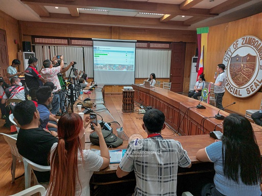 City checks businesses' compliance with CCTV ordinance