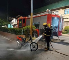 motorcycle burned responded by firefighters