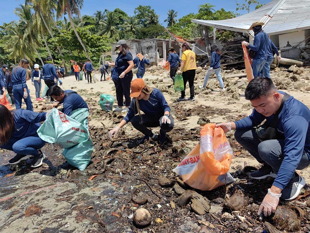 Davao: Simultaneous Beach Clean-up 2023 suportado sa Philippine Coast Guard