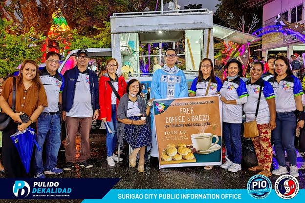 free coffee and bread from CSO Surigao during Simbang Gabi