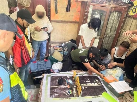 PDEA ya desmantela cuarto de droga ilegal, 3 arestao