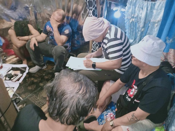Buy bust operation, 2 arestado sa Brgy. 23-C