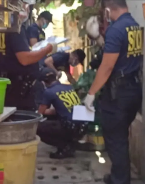 Armado nga lalaki misukol sa SWAT, patay