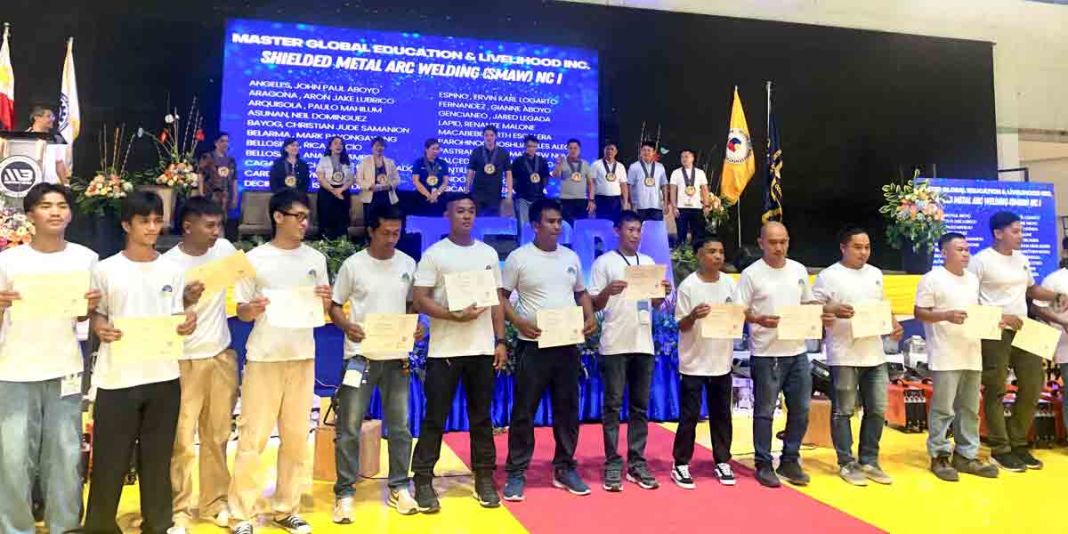 Negros-convention-center-airport-upgrades-to-spur-jobs